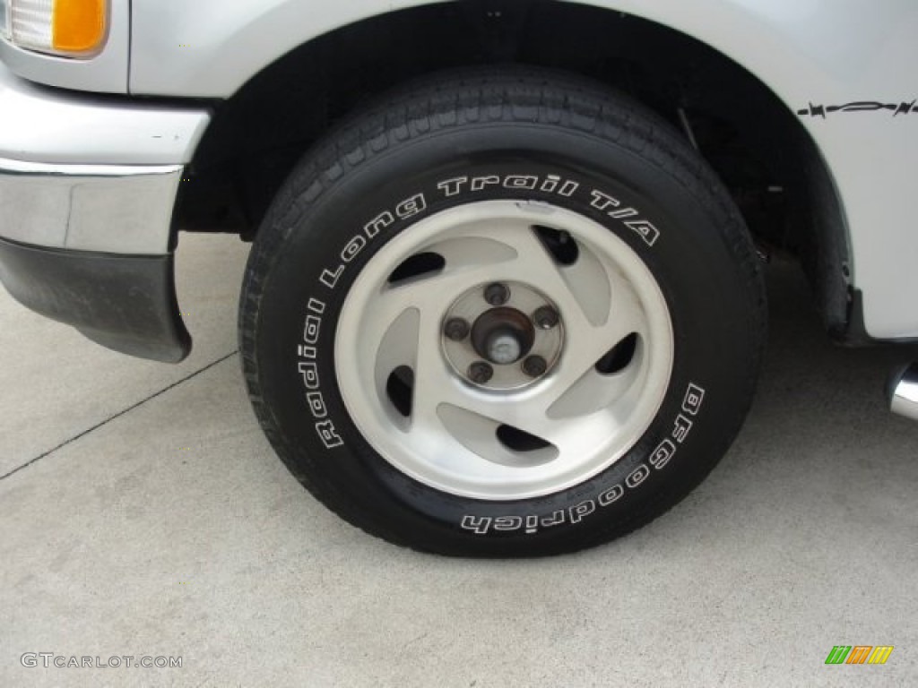 2003 F150 XLT SuperCrew - Silver Metallic / Dark Graphite Grey photo #15