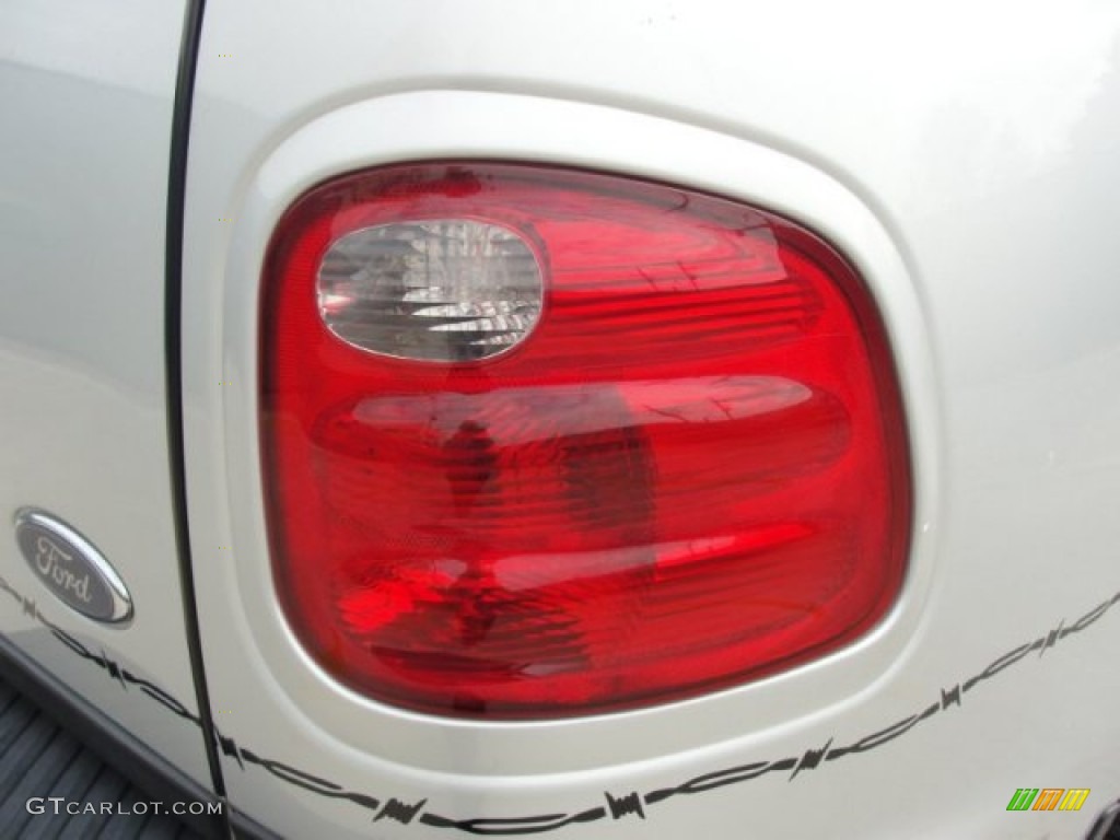 2003 F150 XLT SuperCrew - Silver Metallic / Dark Graphite Grey photo #26