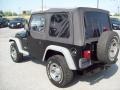 Black - Wrangler X 4x4 Photo No. 3