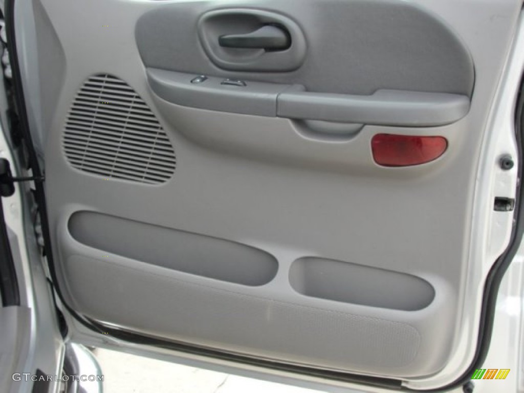 2003 F150 XLT SuperCrew - Silver Metallic / Dark Graphite Grey photo #34