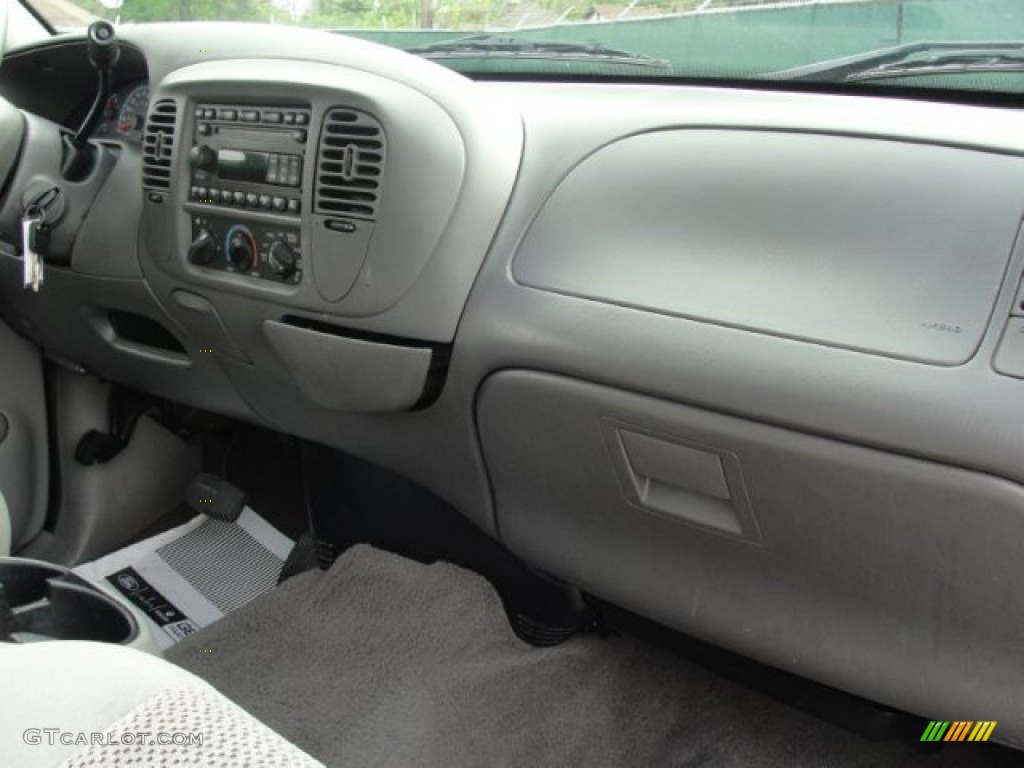 2003 F150 XLT SuperCrew - Silver Metallic / Dark Graphite Grey photo #35