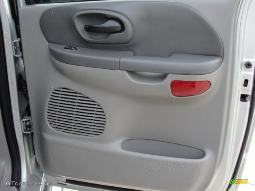 2003 F150 XLT SuperCrew - Silver Metallic / Dark Graphite Grey photo #37