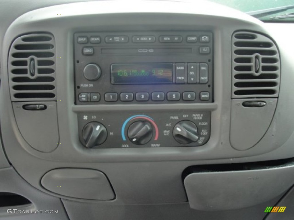 2003 F150 XLT SuperCrew - Silver Metallic / Dark Graphite Grey photo #50