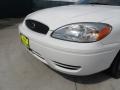 2005 Vibrant White Ford Taurus SE  photo #11