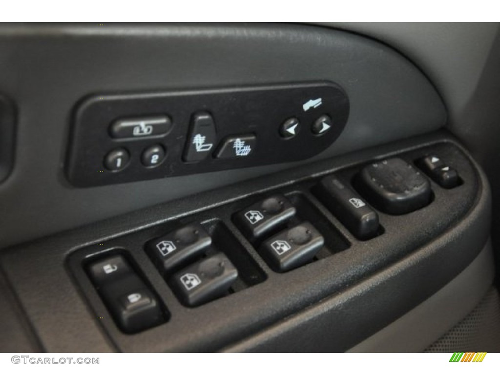 2003 Suburban 1500 Z71 4x4 - Black / Gray/Dark Charcoal photo #6