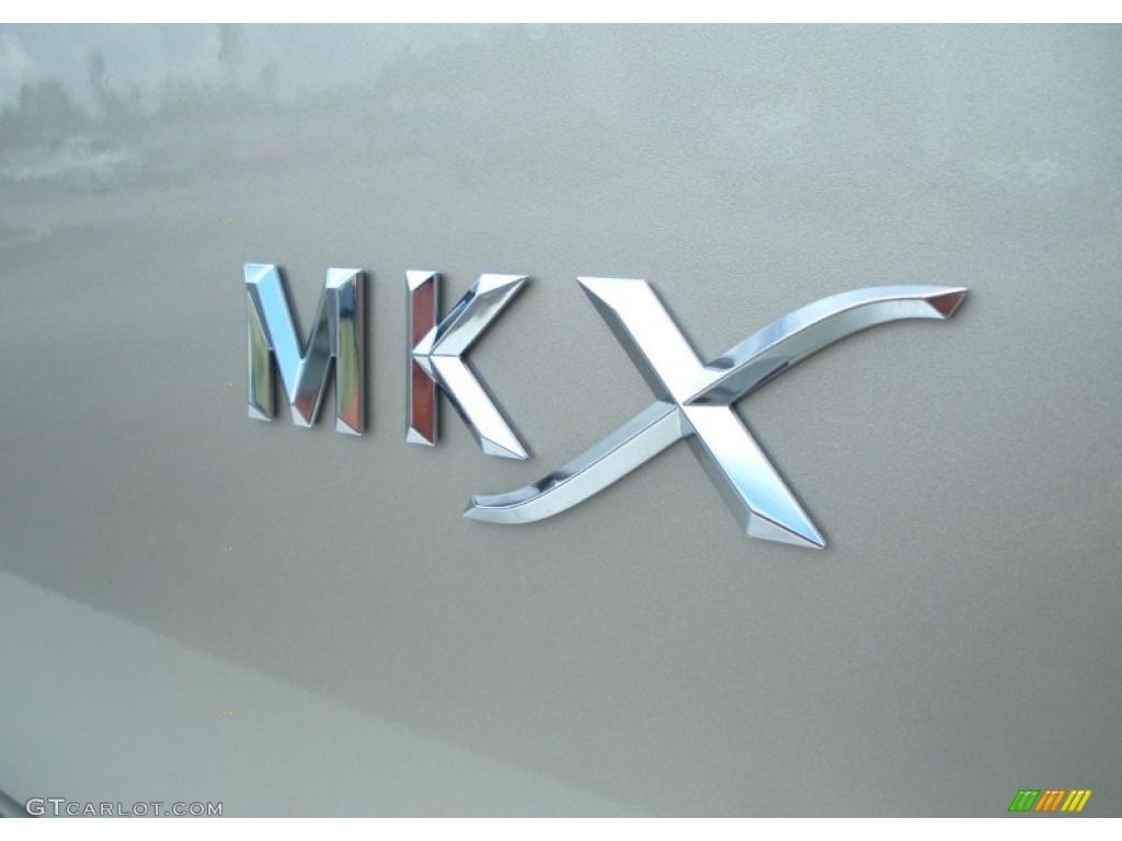 2011 MKX FWD - Gold Leaf Metallic / Medium Light Stone photo #4