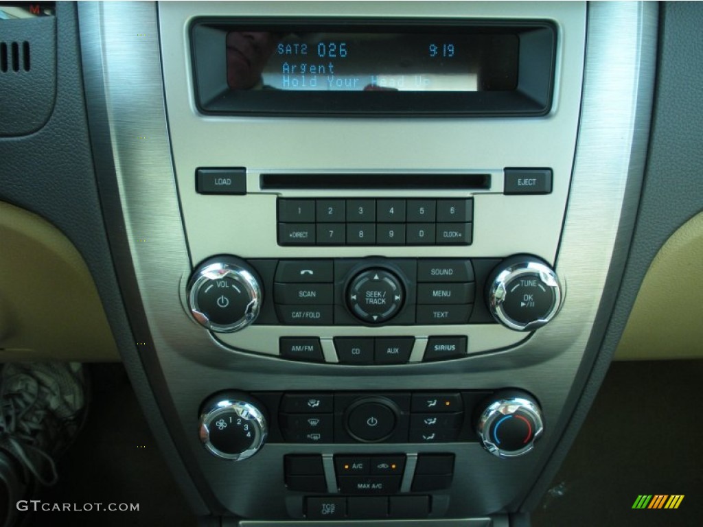 2012 Ford Fusion SE V6 Controls Photo #51008692