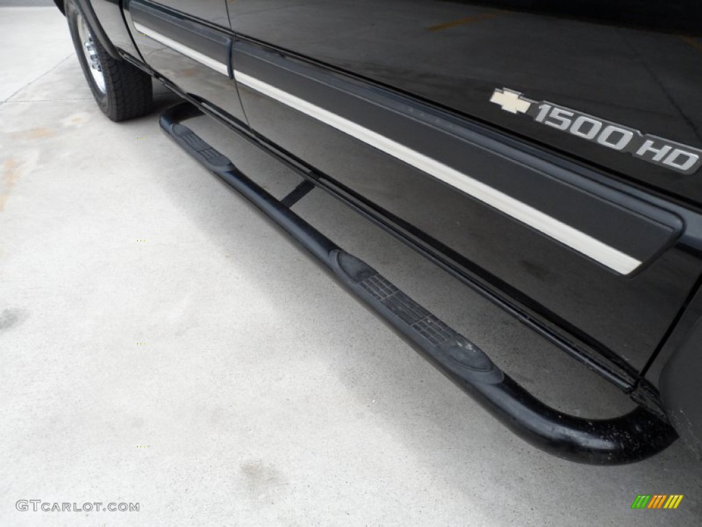 2006 Silverado 1500 LT Crew Cab - Black / Dark Charcoal photo #19