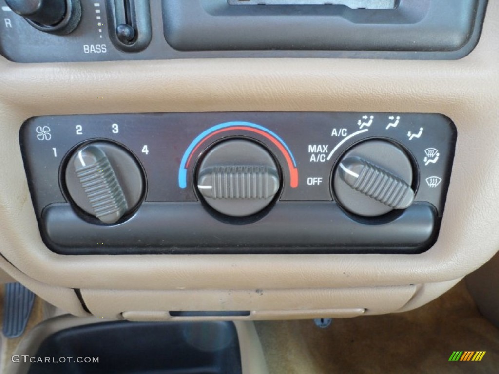 1999 Chevrolet S10 LS Regular Cab Controls Photo #51011803