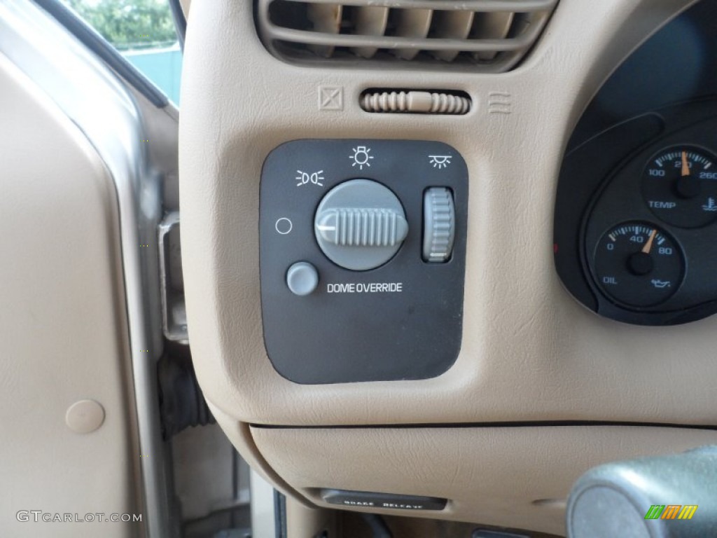 1999 Chevrolet S10 LS Regular Cab Controls Photo #51011875