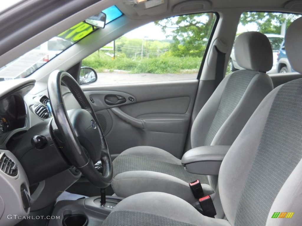 2002 Ford Focus ZX5 Hatchback Interior Color Photos