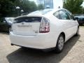 Super White - Prius Hybrid Photo No. 10