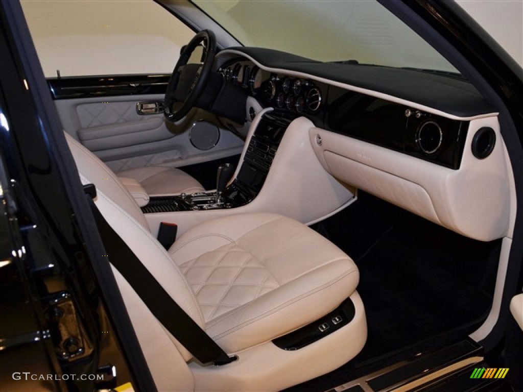 Linen/Beluga Interior 2009 Bentley Arnage Final Series Photo #51013864
