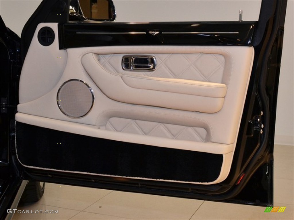 2009 Bentley Arnage Final Series Linen/Beluga Door Panel Photo #51014002