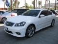 Moonlight White - M 35 S Sedan Photo No. 5