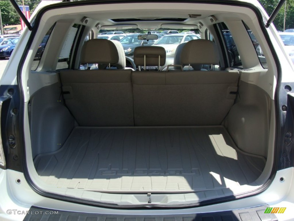 2009 Forester 2.5 X Limited - Satin White Pearl / Platinum photo #10