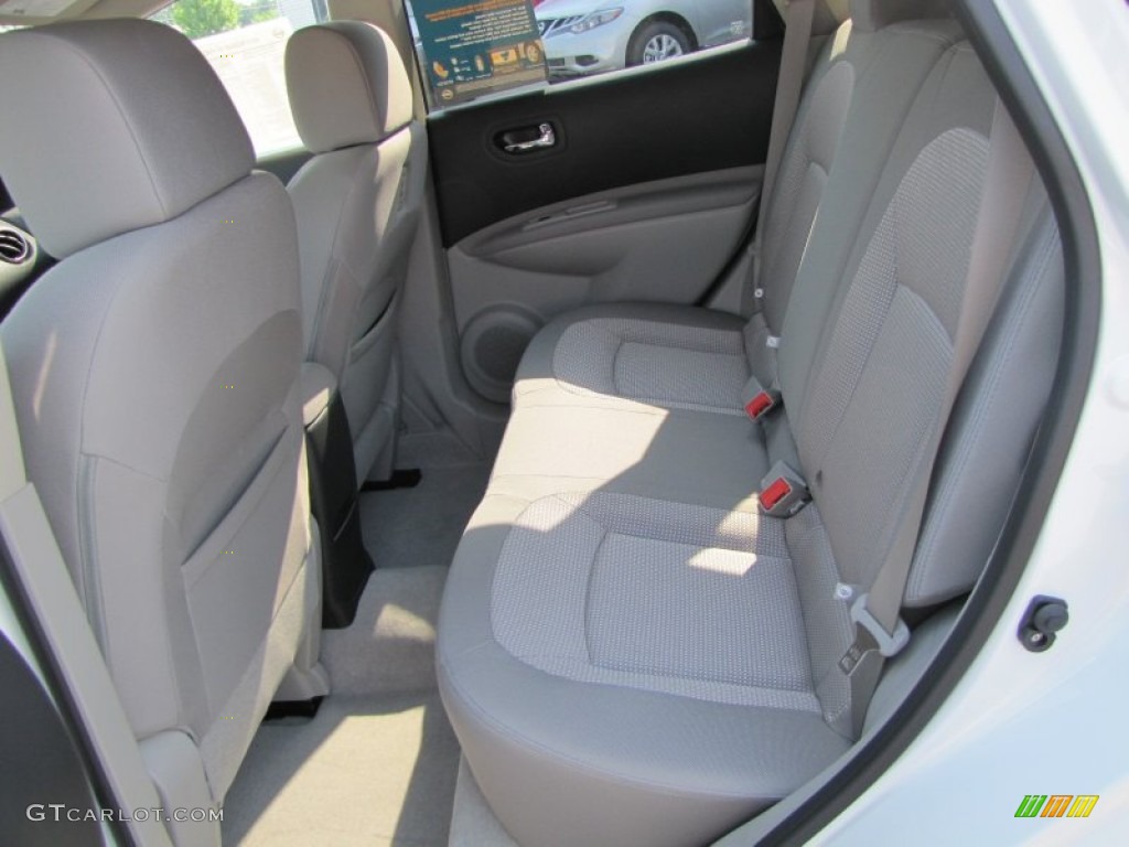 2011 Rogue SV - Pearl White / Gray photo #11