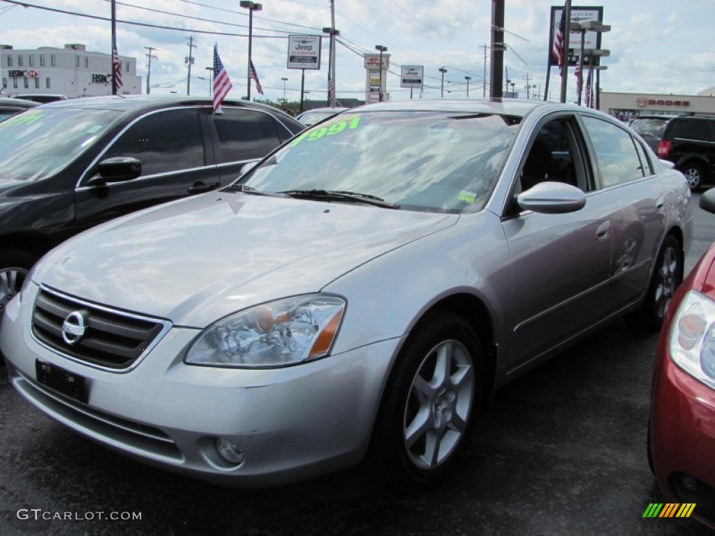 2002 Altima 3.5 SE - Sheer Silver Metallic / Charcoal Black photo #1