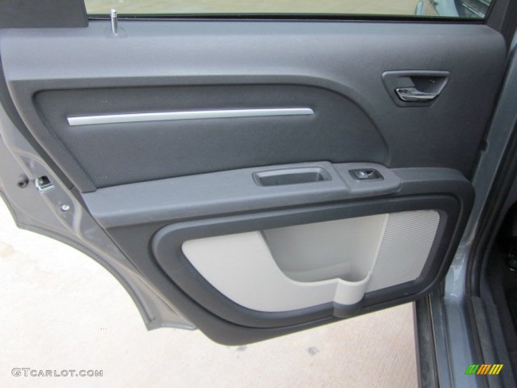 2009 Dodge Journey SXT Dark Slate Gray/Light Graystone Door Panel Photo #51030634
