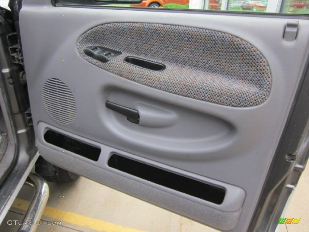 2002 Dodge Ram 2500 SLT Quad Cab 4x4 Mist Gray Door Panel Photo #51030967