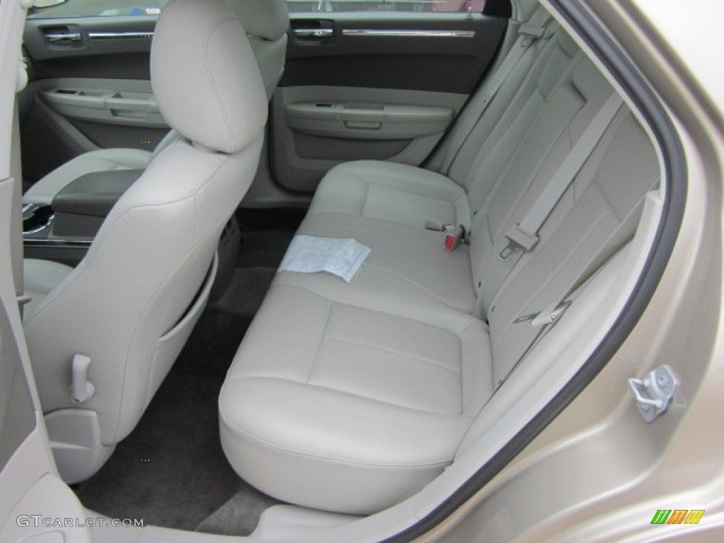 2008 300 Touring - Light Sandstone Metallic / Dark Khaki/Light Graystone photo #5