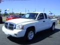 2006 Bright White Dodge Dakota SLT Club Cab  photo #3