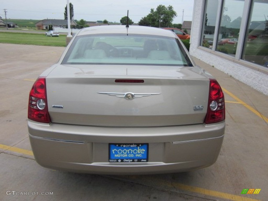 2008 300 Touring - Light Sandstone Metallic / Dark Khaki/Light Graystone photo #10
