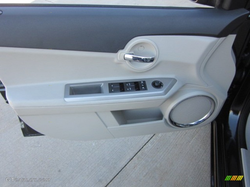 2010 Dodge Avenger R/T Door Panel Photos