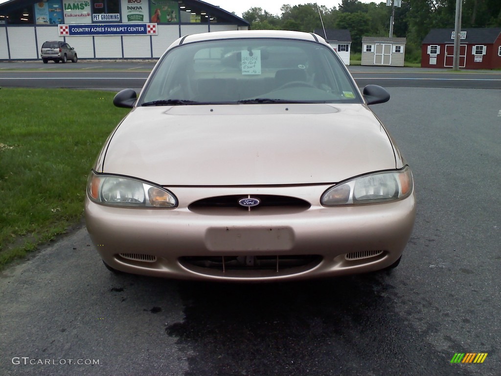 2000 Escort Sedan - Mocha Frost Metallic / Medium Prairie Tan photo #2