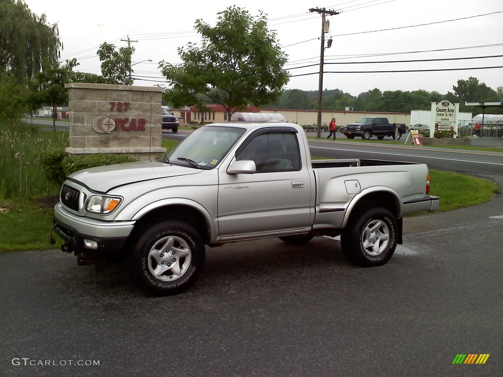 2001 Tacoma Regular Cab 4x4 - Lunar Mist Silver Metallic / Charcoal photo #1