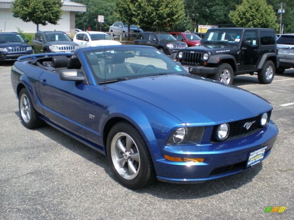 2006 Mustang GT Premium Convertible - Vista Blue Metallic / Dark Charcoal photo #3