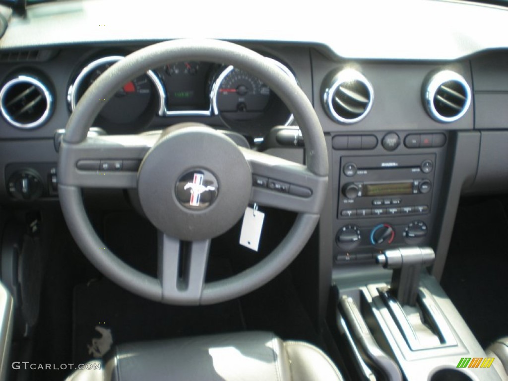 2006 Mustang GT Premium Convertible - Vista Blue Metallic / Dark Charcoal photo #11