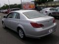 Classic Silver Metallic - Avalon XL Photo No. 5