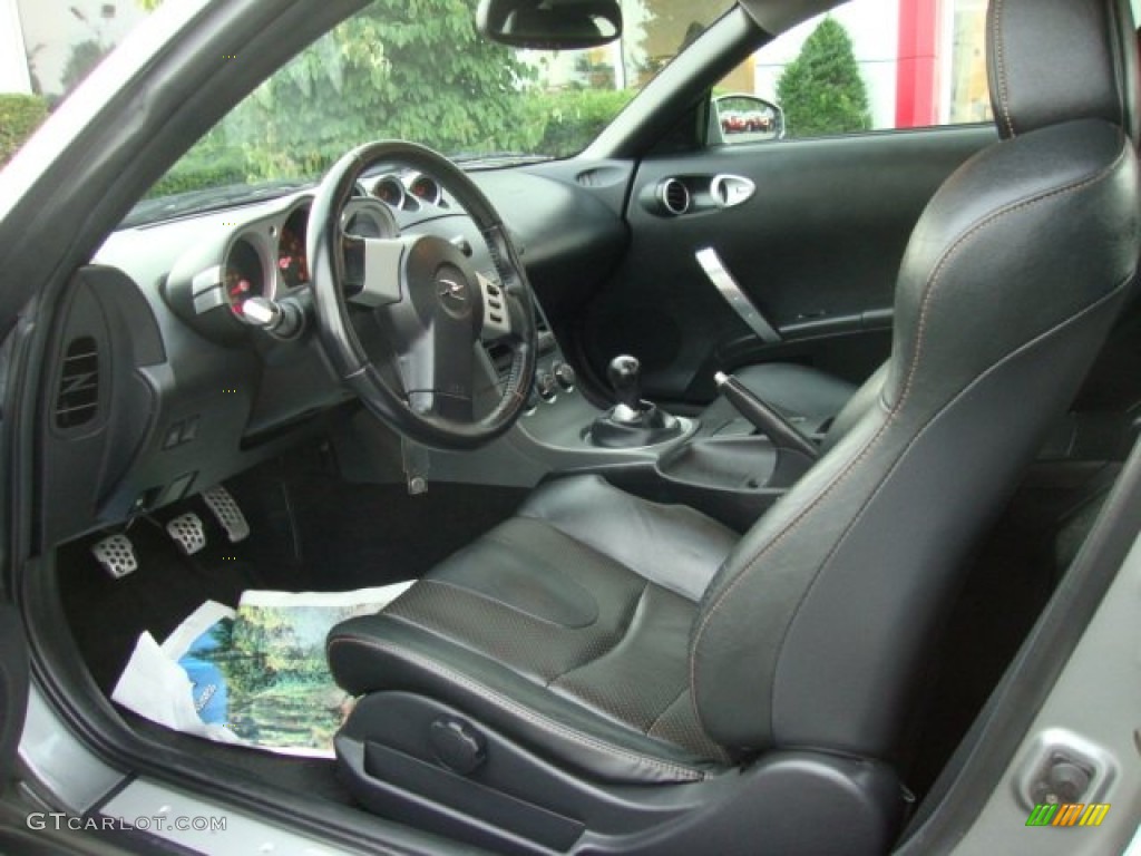 Charcoal Interior 2003 Nissan 350Z Touring Coupe Photo #51035860