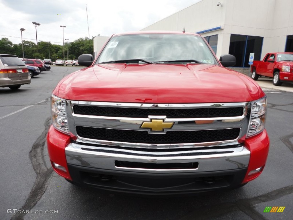 2011 Silverado 1500 LT Extended Cab 4x4 - Victory Red / Ebony photo #2