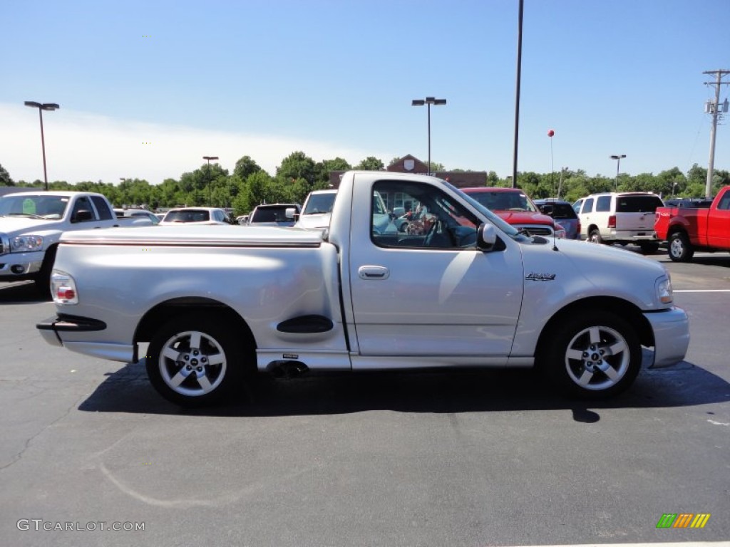 2002 F150 SVT Lightning - Silver Metallic / SVT Medium Graphite photo #8