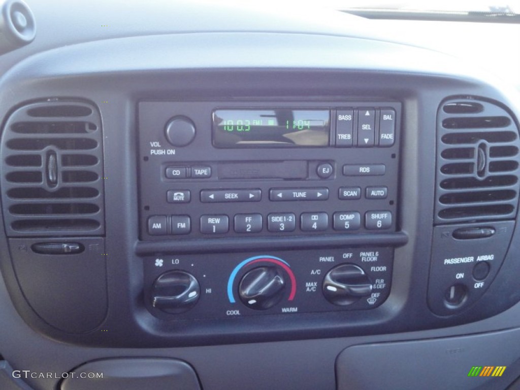 2002 F150 SVT Lightning - Silver Metallic / SVT Medium Graphite photo #24