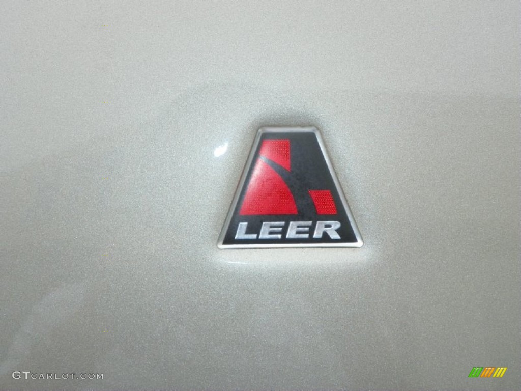 2003 Silverado 1500 LS Extended Cab 4x4 - Light Pewter Metallic / Dark Charcoal photo #20