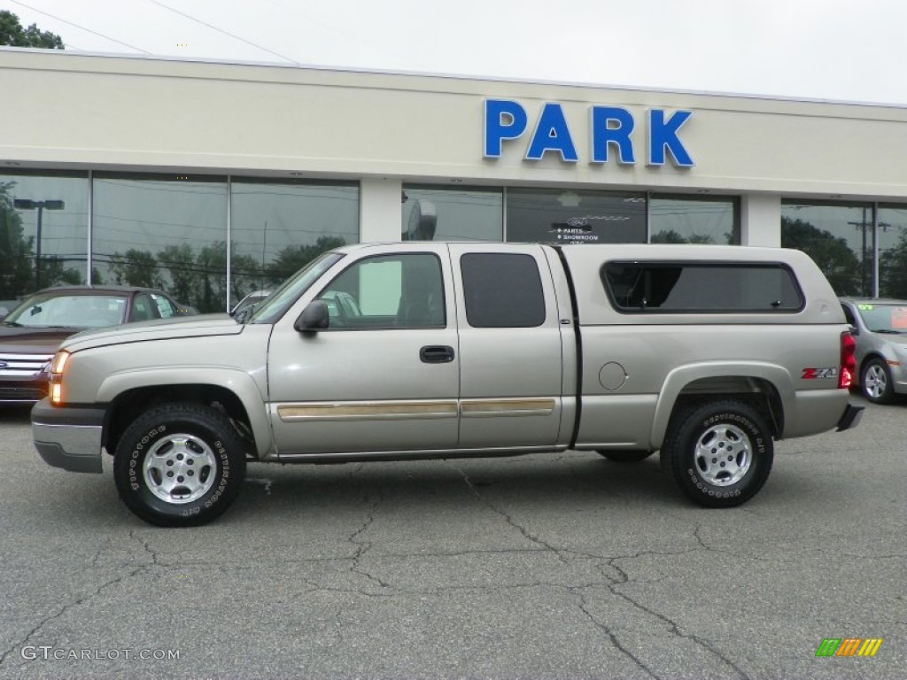 2003 Silverado 1500 LS Extended Cab 4x4 - Light Pewter Metallic / Dark Charcoal photo #24