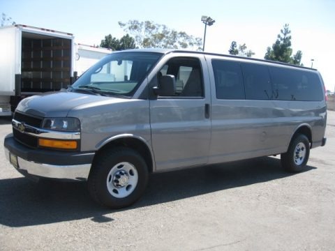 2009 Chevrolet Express 3500 Extended Passenger Van Data, Info and Specs