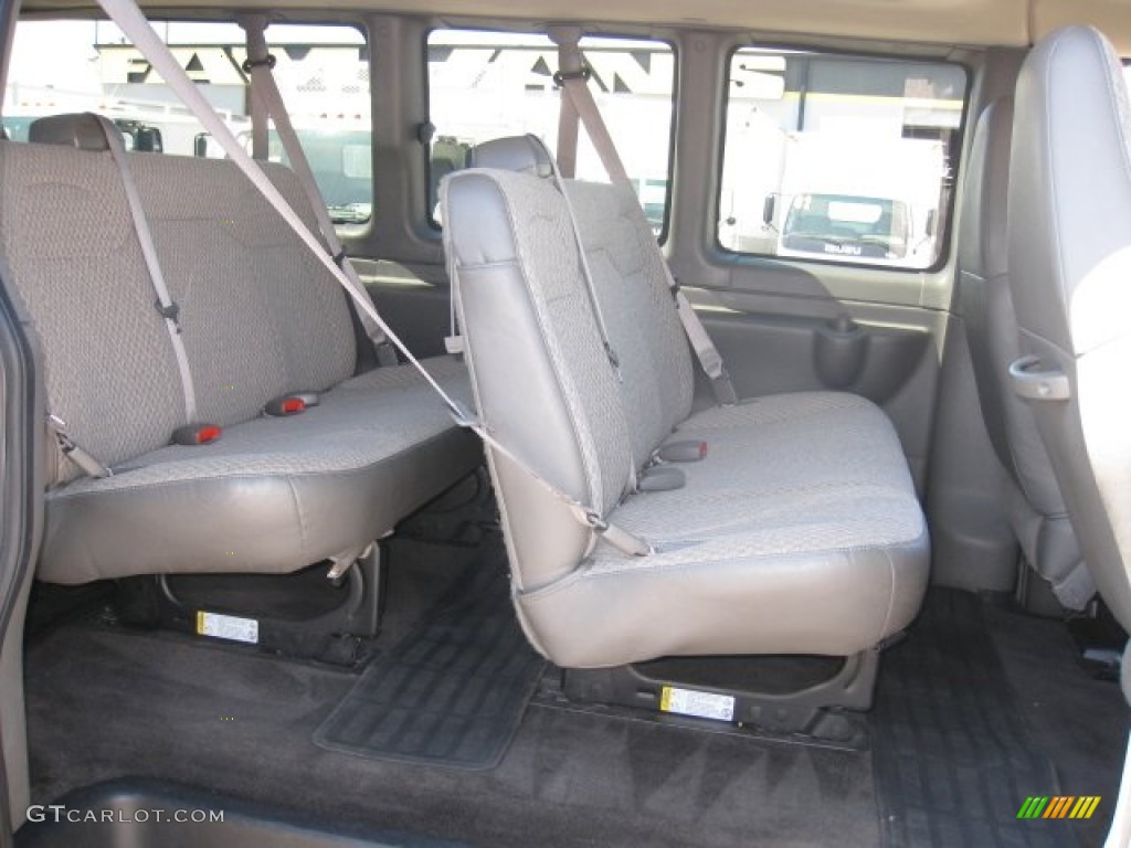 Medium Pewter Interior 2009 Chevrolet Express 3500 Extended Passenger Van Photo #51047530