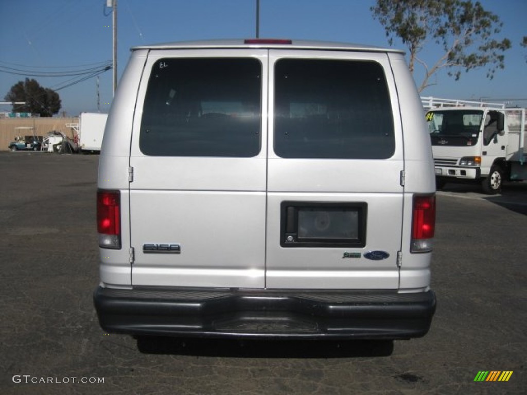 2008 E Series Van E150 XL Passenger - Silver Metallic / Medium Flint photo #5