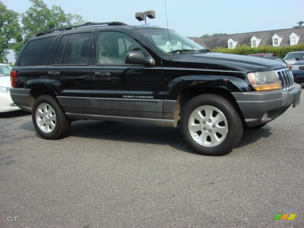 2001 Grand Cherokee Laredo - Black / Taupe photo #2