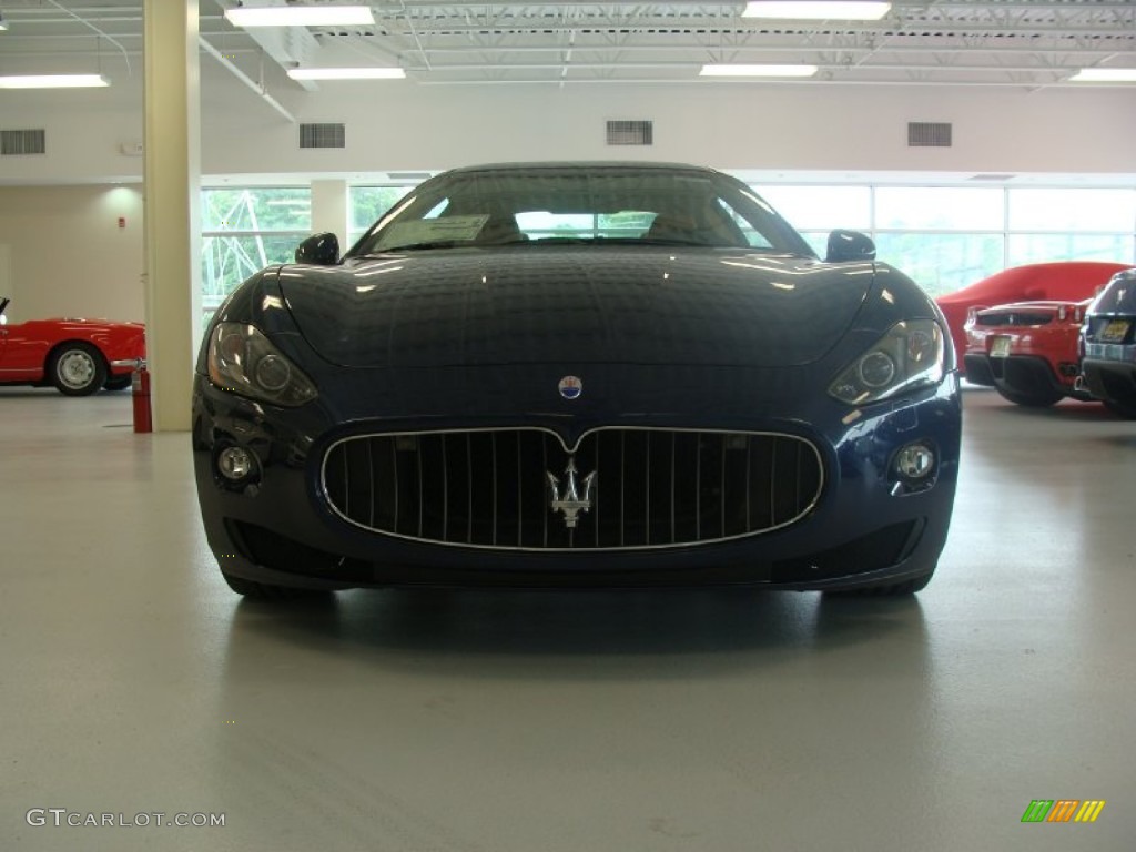 2011 GranTurismo Coupe - Blu Oceano (Blue Metallic) / Cuoio photo #2