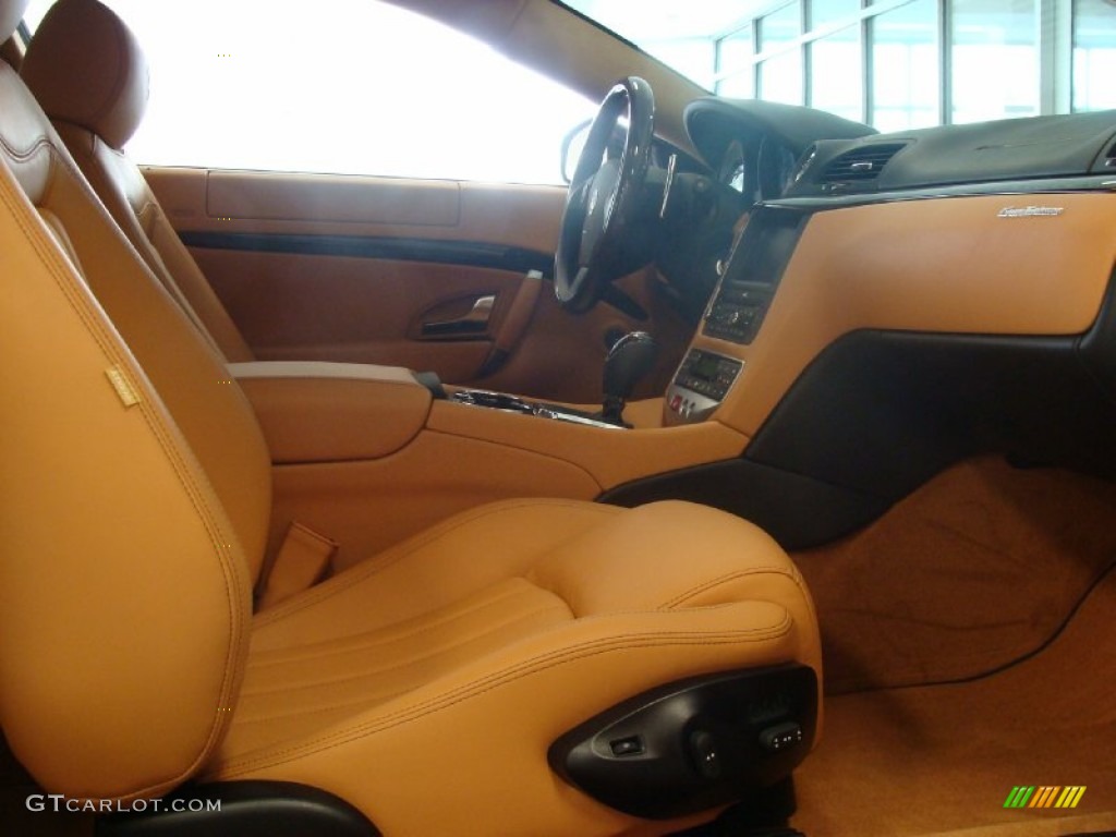 2011 GranTurismo Coupe - Blu Oceano (Blue Metallic) / Cuoio photo #17