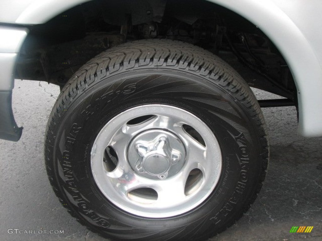2001 Ford F150 XL SuperCab 4x4 Wheel Photo #51051475