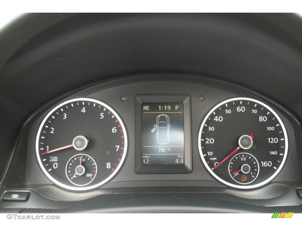 2011 Volkswagen Tiguan SE 4Motion Gauges Photo #51052249