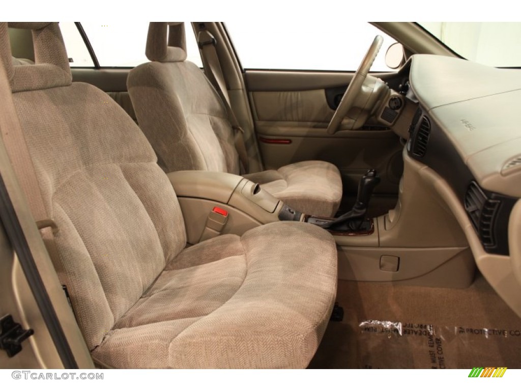 Taupe Interior 2002 Buick Regal LS Photo #51054577