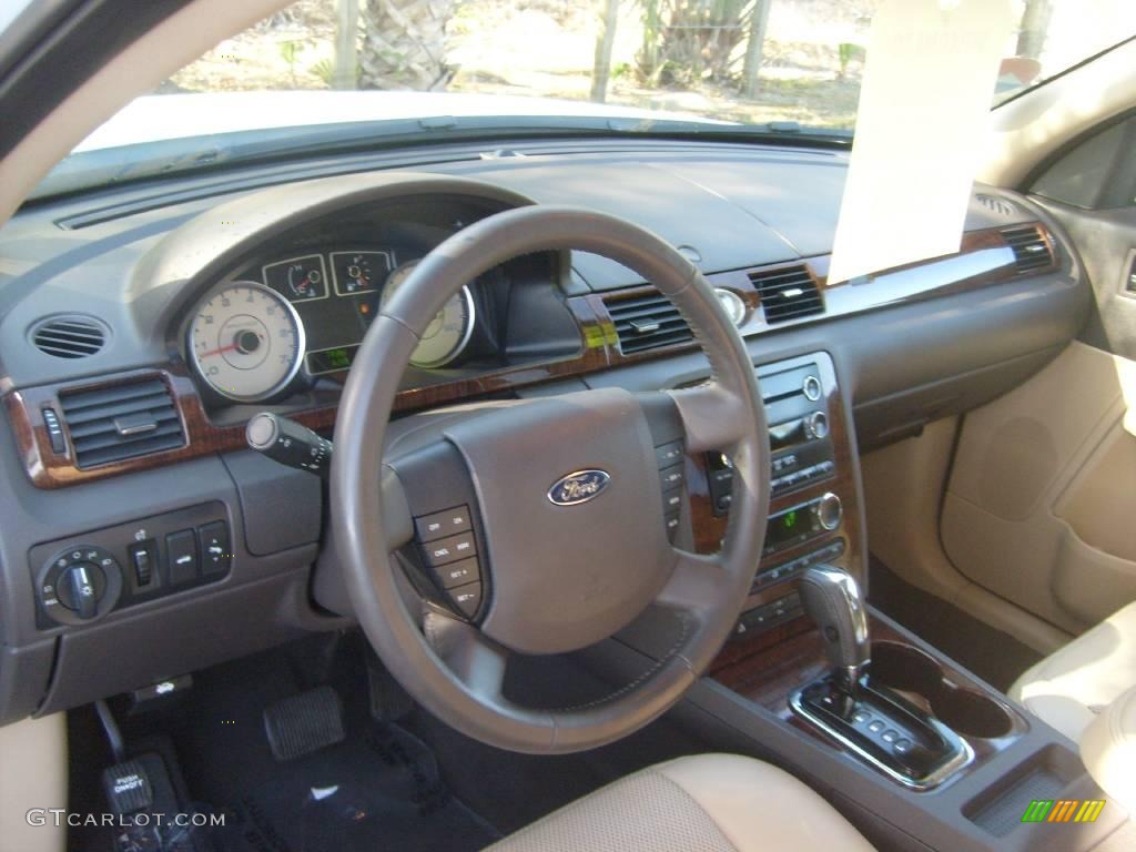 2008 Taurus Limited - Oxford White / Camel photo #18