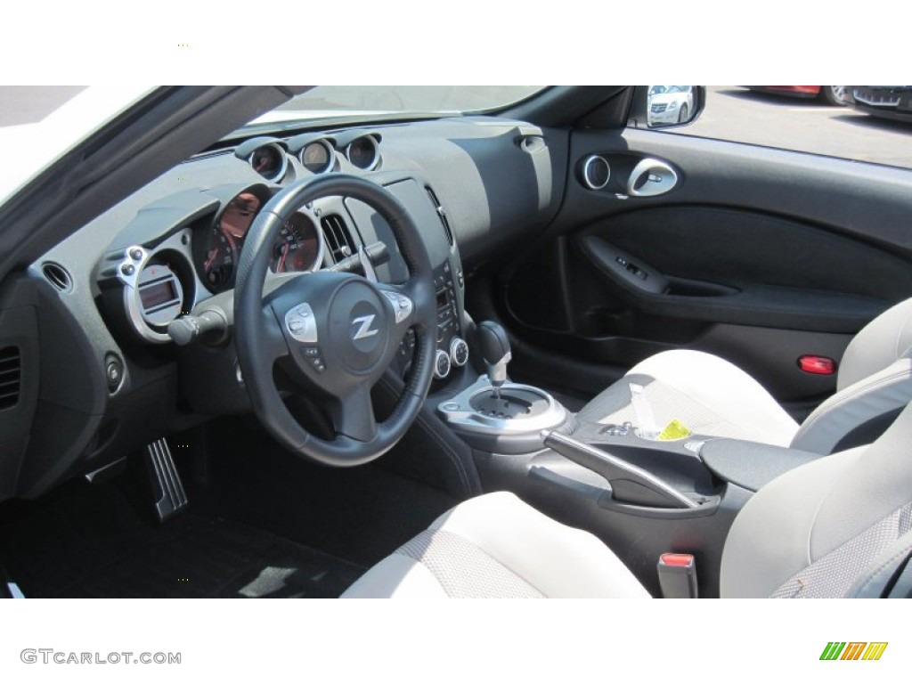 Gray Leather Interior 2010 Nissan 370Z Touring Roadster Photo #51056602